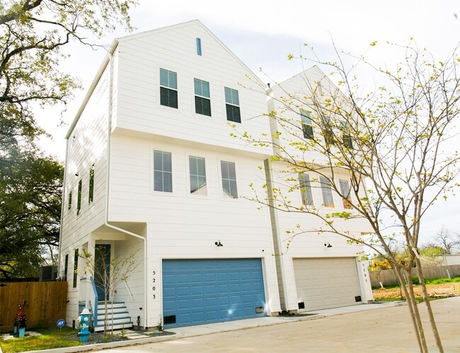 Building Photo - 5203 Burress Springs Ln