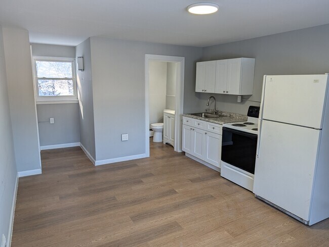 Photo - 1113 Portland-Cobalt Rd