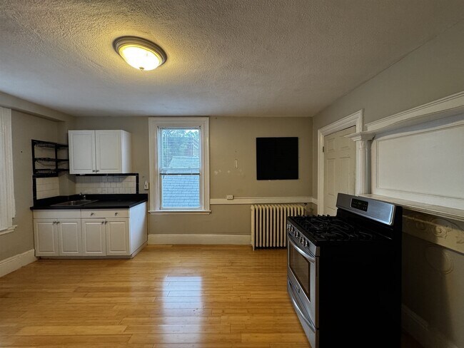Photo - 16 Cutter St Unit 2R