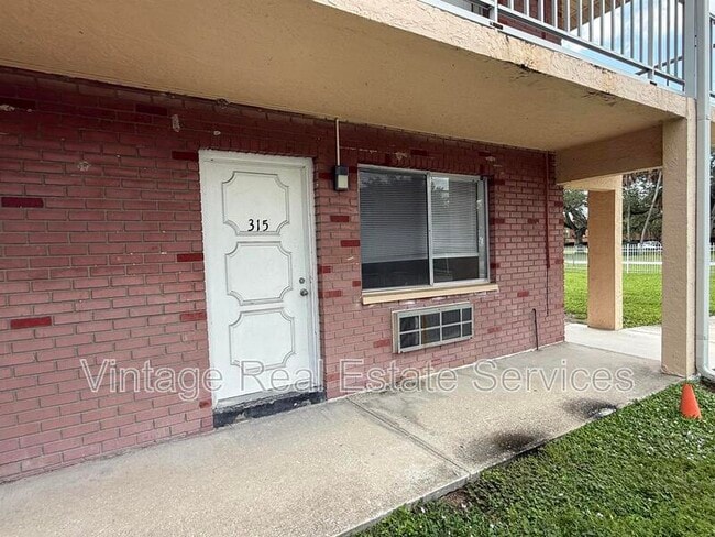 Building Photo - 3301 58th Ave S Unit #315