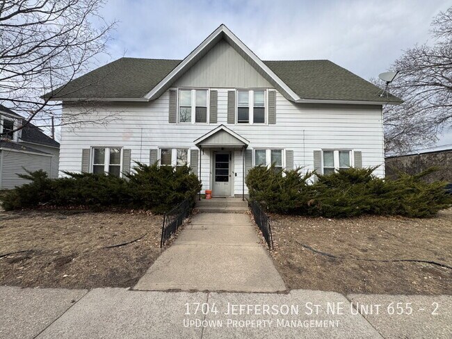 Photo - 1704 Jefferson St NE Unit 2