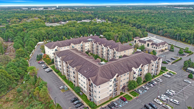 Washington Square Apartments - Washington Square Apartments