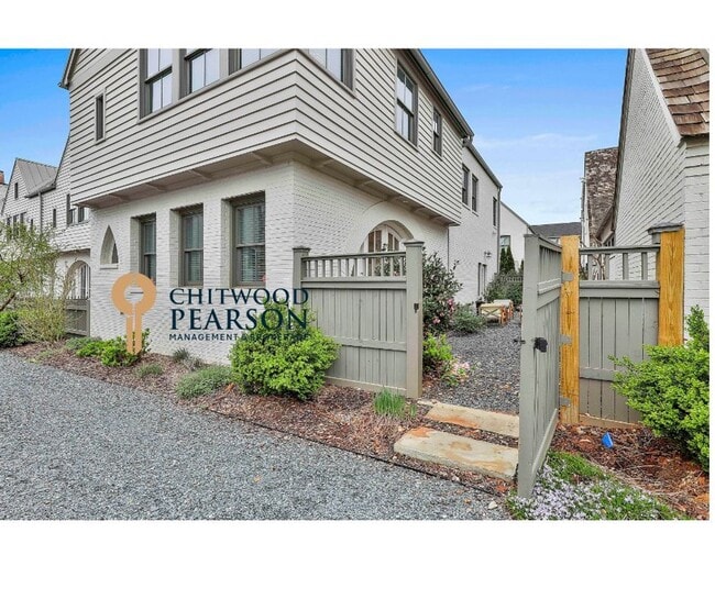 Building Photo - Fully Furnished 3bd/2.5ba Trilith Townhome with Utilities Included