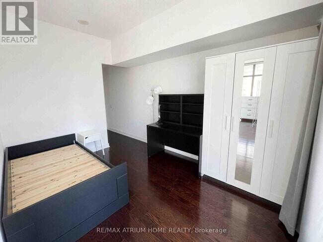 Photo - 33 Charles St E Unité 1109