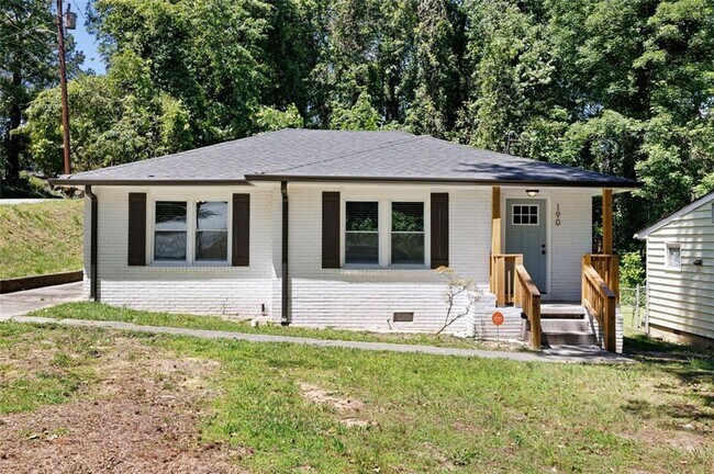 Photo - 190 Childs Dr NW