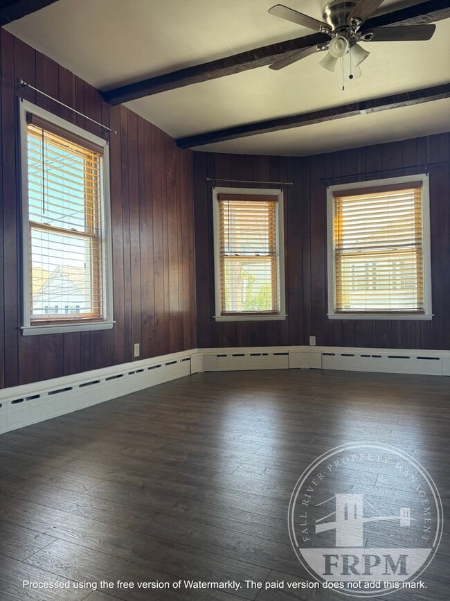 Photo - 463-465 Sawyer St Unit 2