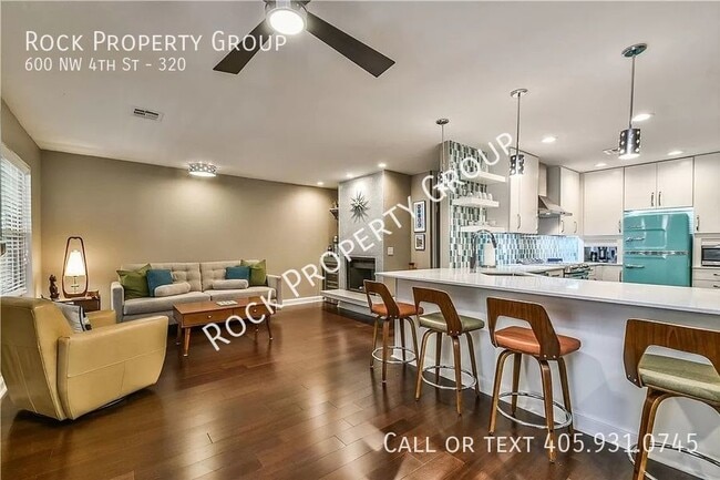 Photo - 600 NW 4th St