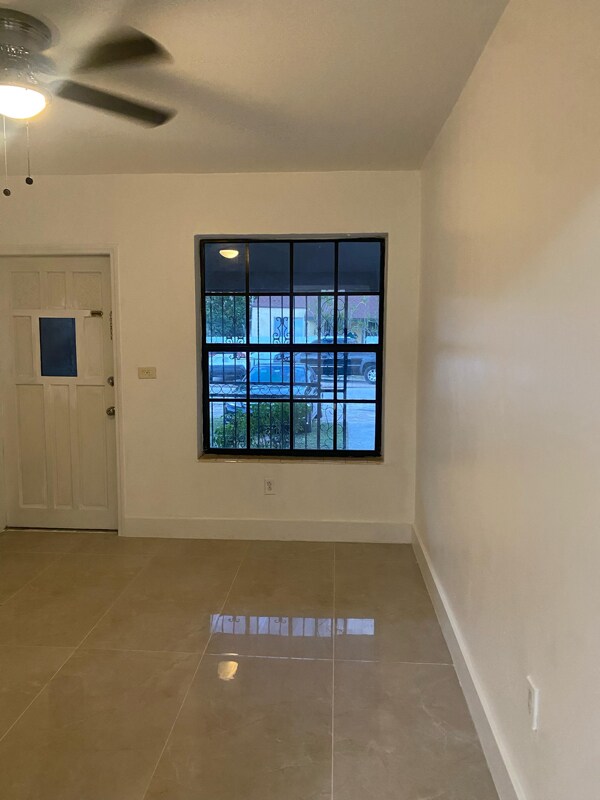 Photo - 29 NW 68th St