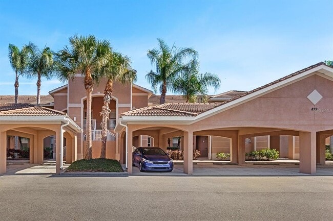 Building Photo - 819 Fairwaycove Ln Unit 206