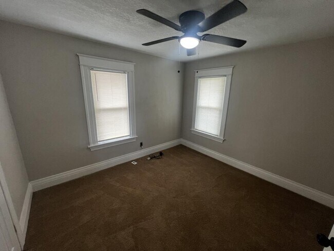 Photo - 193 Reynolds St