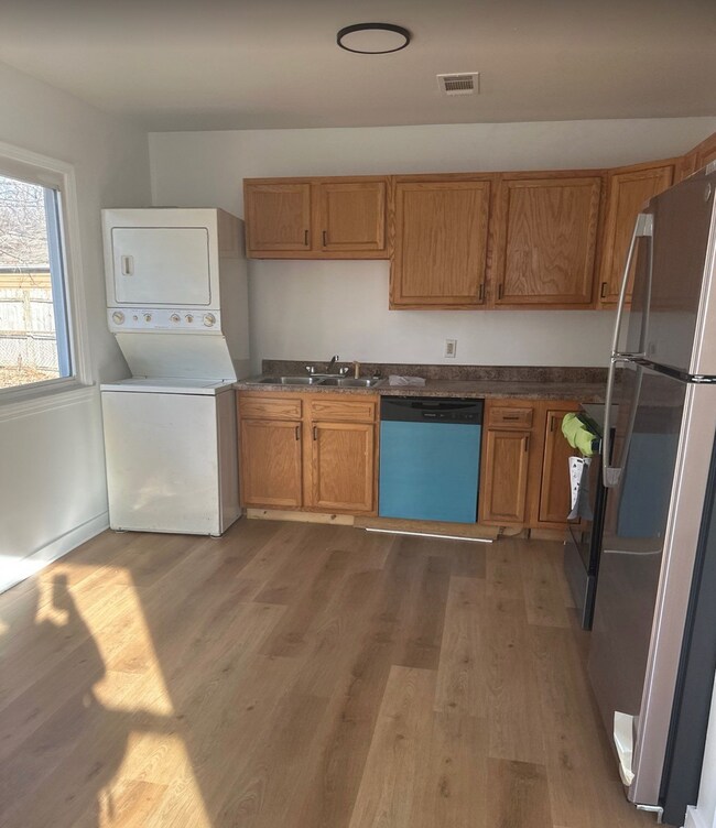 Photo - 637 Cosler Dr