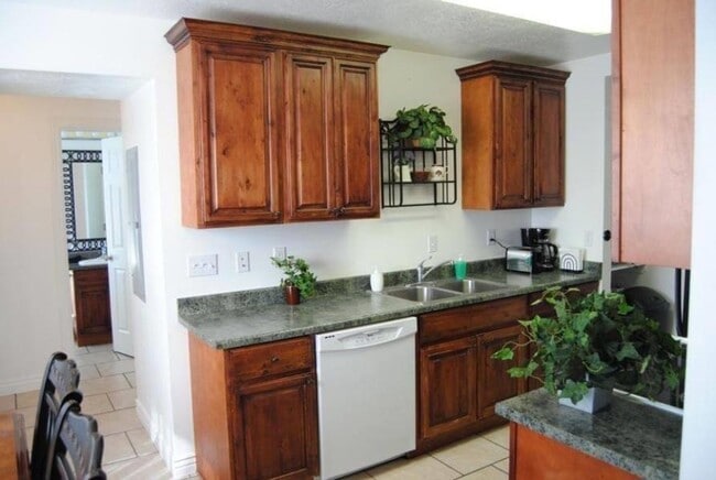 Photo - 161 E 70 S Unit 161 - C