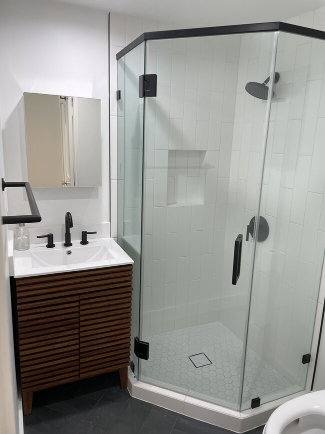 Bathroom - 4361 Stewart Ave