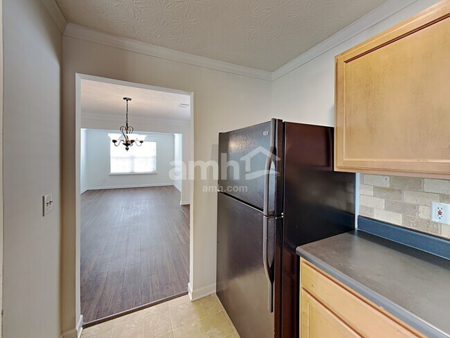 Photo - 218 Wild Flower Ln