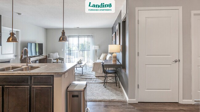 Photo - 5300 Riverside Dr Unidad 245.1011392