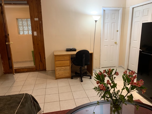 Photo - 22 Mountain Way Unit Garden 1