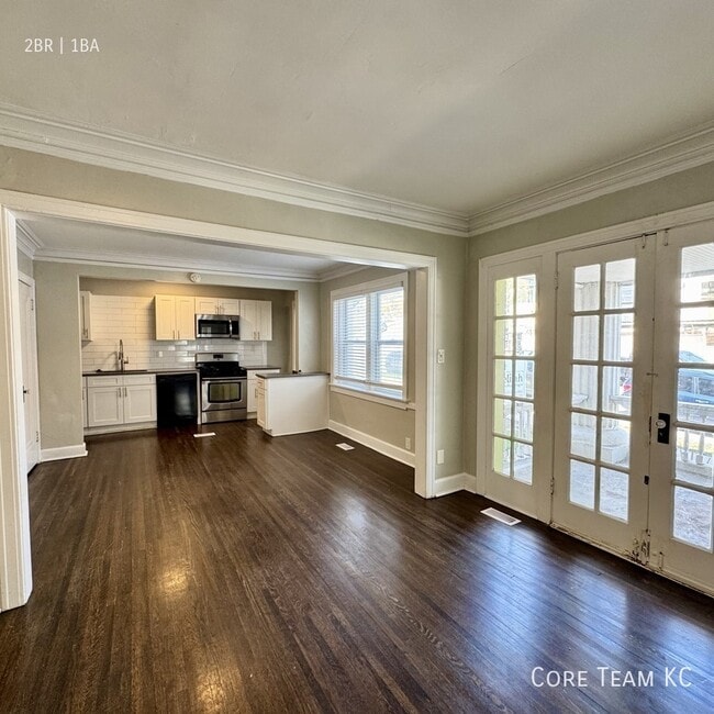 Building Photo - 217 E 46th St Unit 211-1E