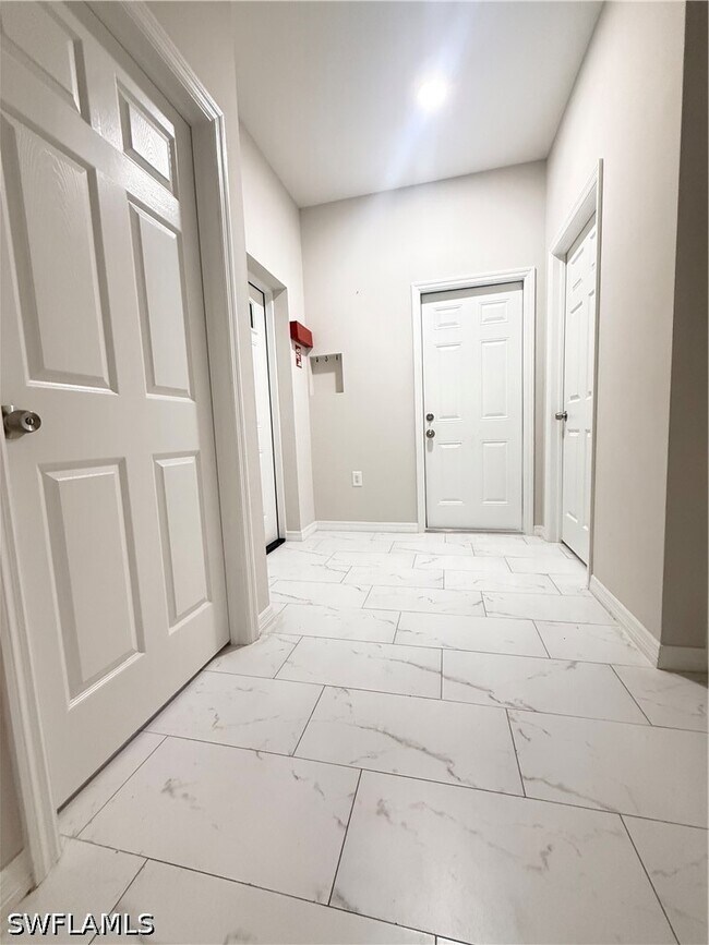 Photo - 212 Pullman St