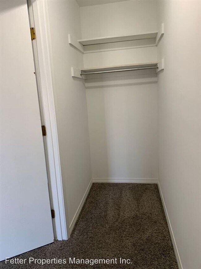 Photo - Andrea Court North