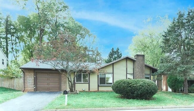 Photo - 15 Middleton Ln