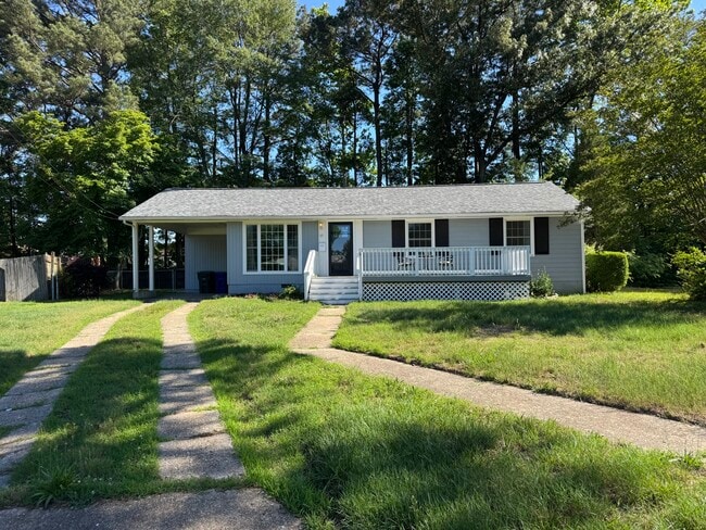 Building Photo - 20 Lenora Dr