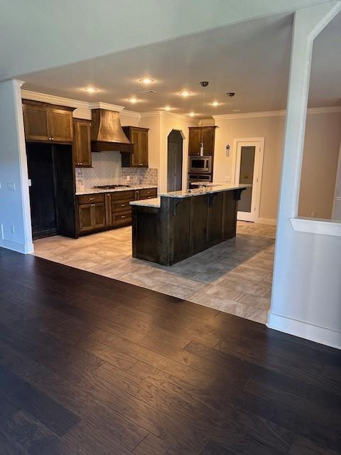 Photo - 2202 NE Steinbeck Dr