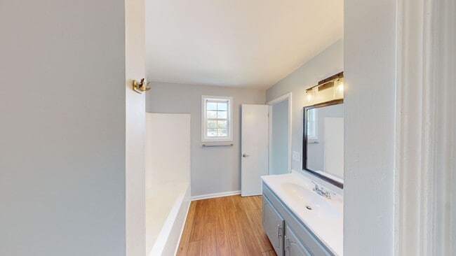 Photo - 123 Union St