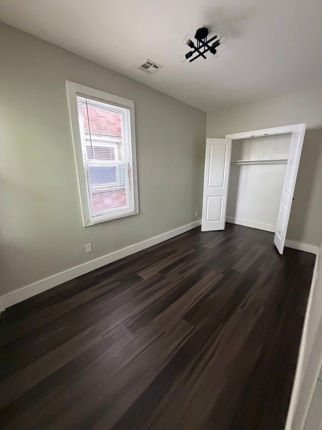 Photo - 154 Sanford St Unit 2