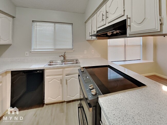 Photo - 5208 Rowcrop Dr