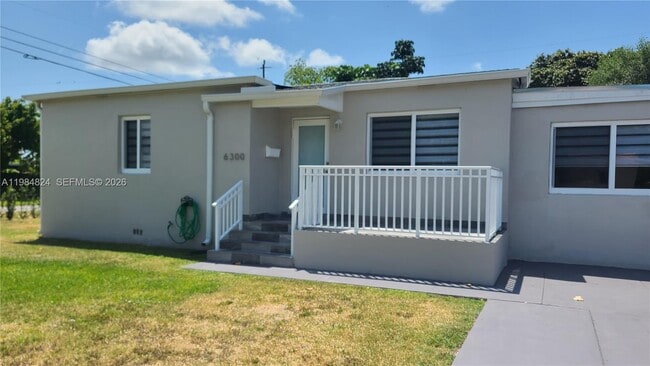 Photo - 6300 SW 21st St