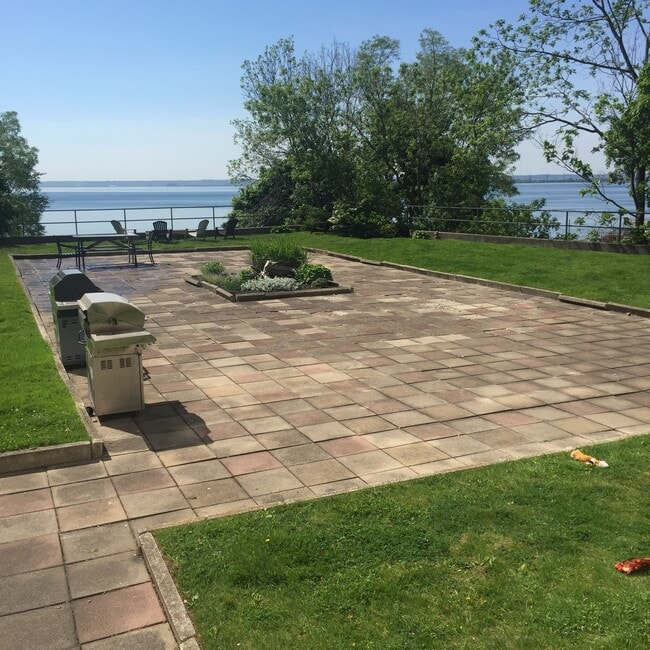 Private Beach / Garden Patio - Lakeshore Towers Unit 501