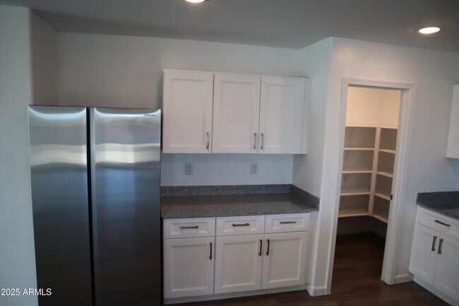 Photo - 1267 Flowstone Trl