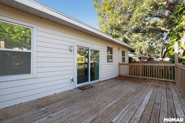 Photo - 3227 70th Ave N