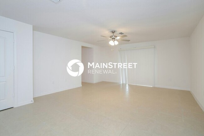 4 Bedroom Pet-Friendly Home in Mascotte, FL with Main Street Renewal