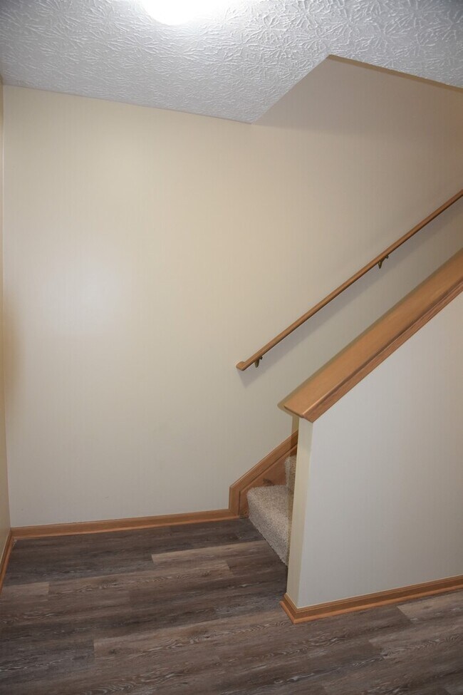 Photo - 4 Bedroom Condo in Villages of Polaris Park!