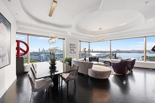 Photo - 551 W 21st St Unidad 7B