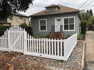 Photo - 853 Channing Ave
