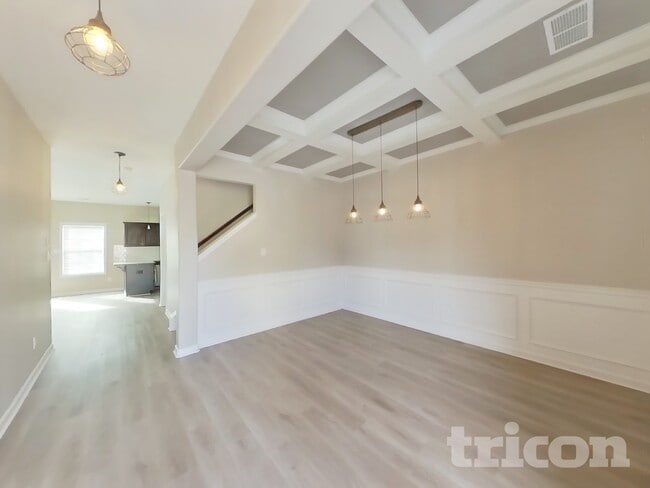 Photo - 26 Hillshire Dr