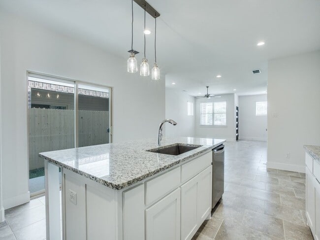 Photo - 6519 Bowman Roberts Rd