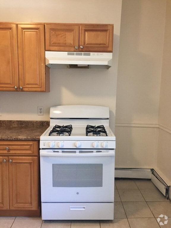 Building Photo - 20 S Huntington Ave Unit 2 Rental