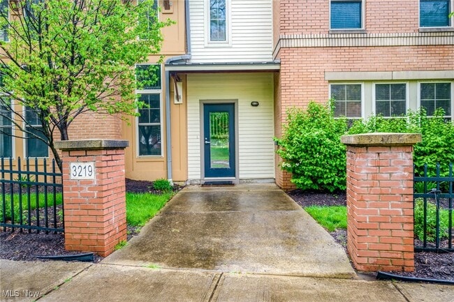 Photo - 3219 Euclid Heights Blvd Rental