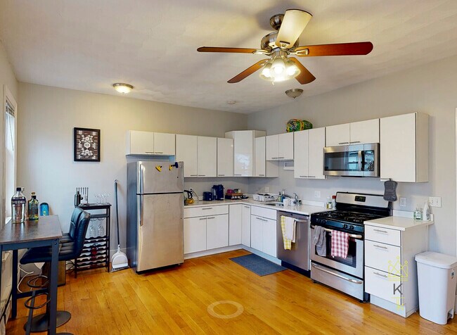 Photo - 30 Portsmouth St Unit 3r