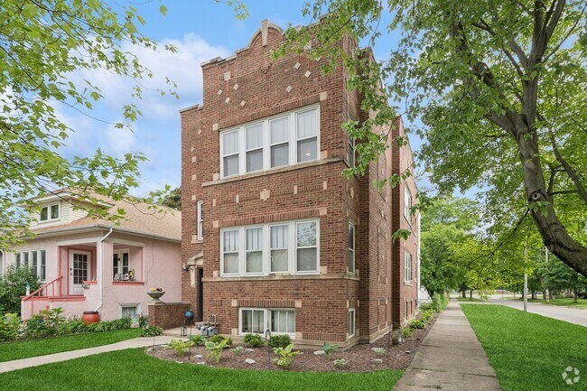 Building Photo - 919 Dunlop Ave Unit 1 Rental