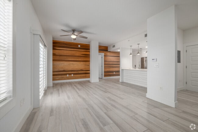 2BR, 2BA - 1,150SF - Living Room