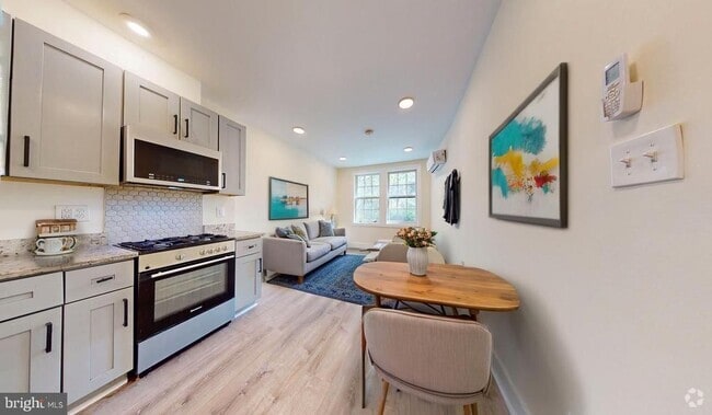 Building Photo - 1821 T St NW Unit 102 Rental