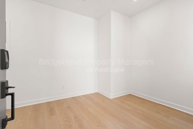 Photo - 429 Caliper Wy