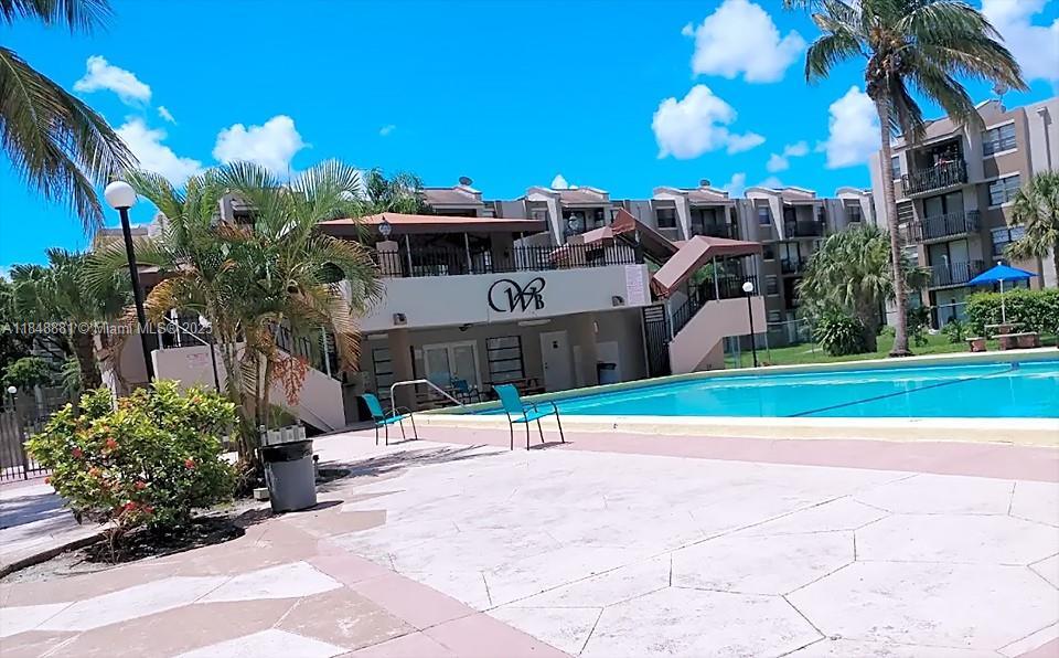 Photo - 3611 SW 117th Ave Unidad 10-206 Rental