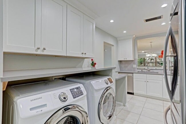 Photo - 3011 SW 21st Terrace