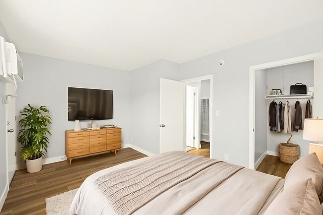 Photo - 616 San Pascual Ave Unidad 6