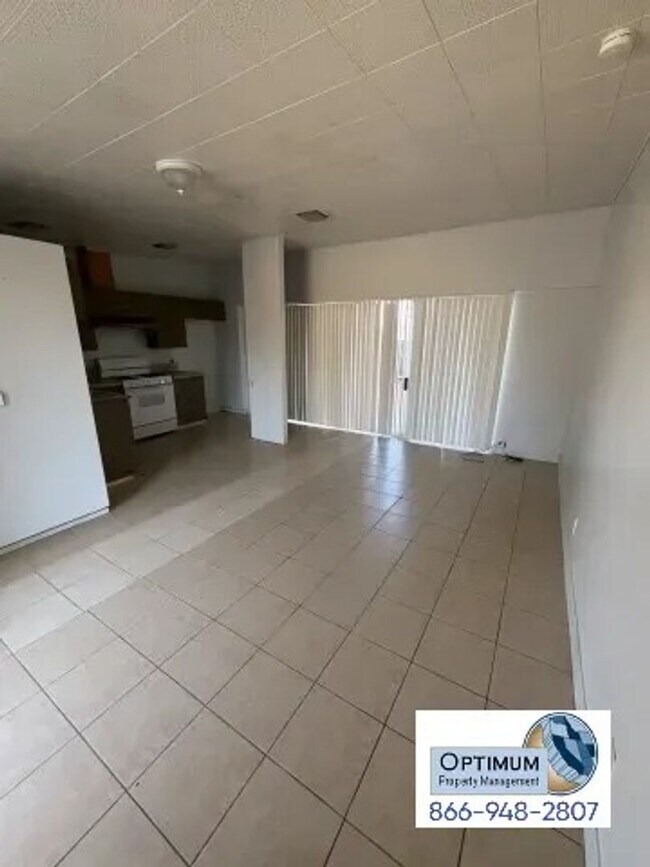 Photo - Cozy 1-Bedroom Unit with Private Backyard Unit 02